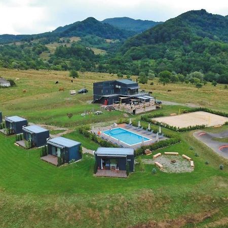 Flandra Glamping Hotel Corbeni Buitenkant foto