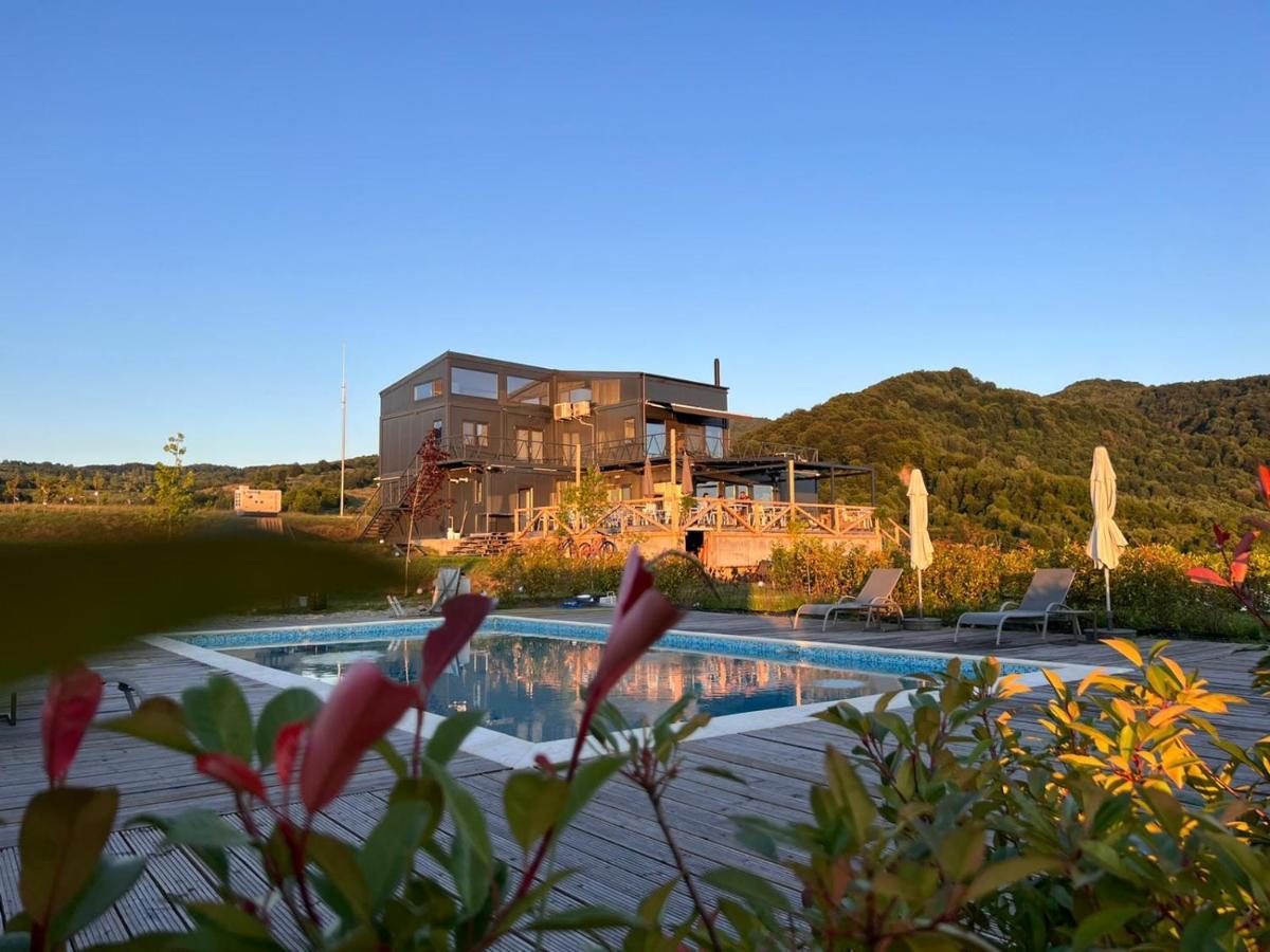 Flandra Glamping Hotel Corbeni Buitenkant foto