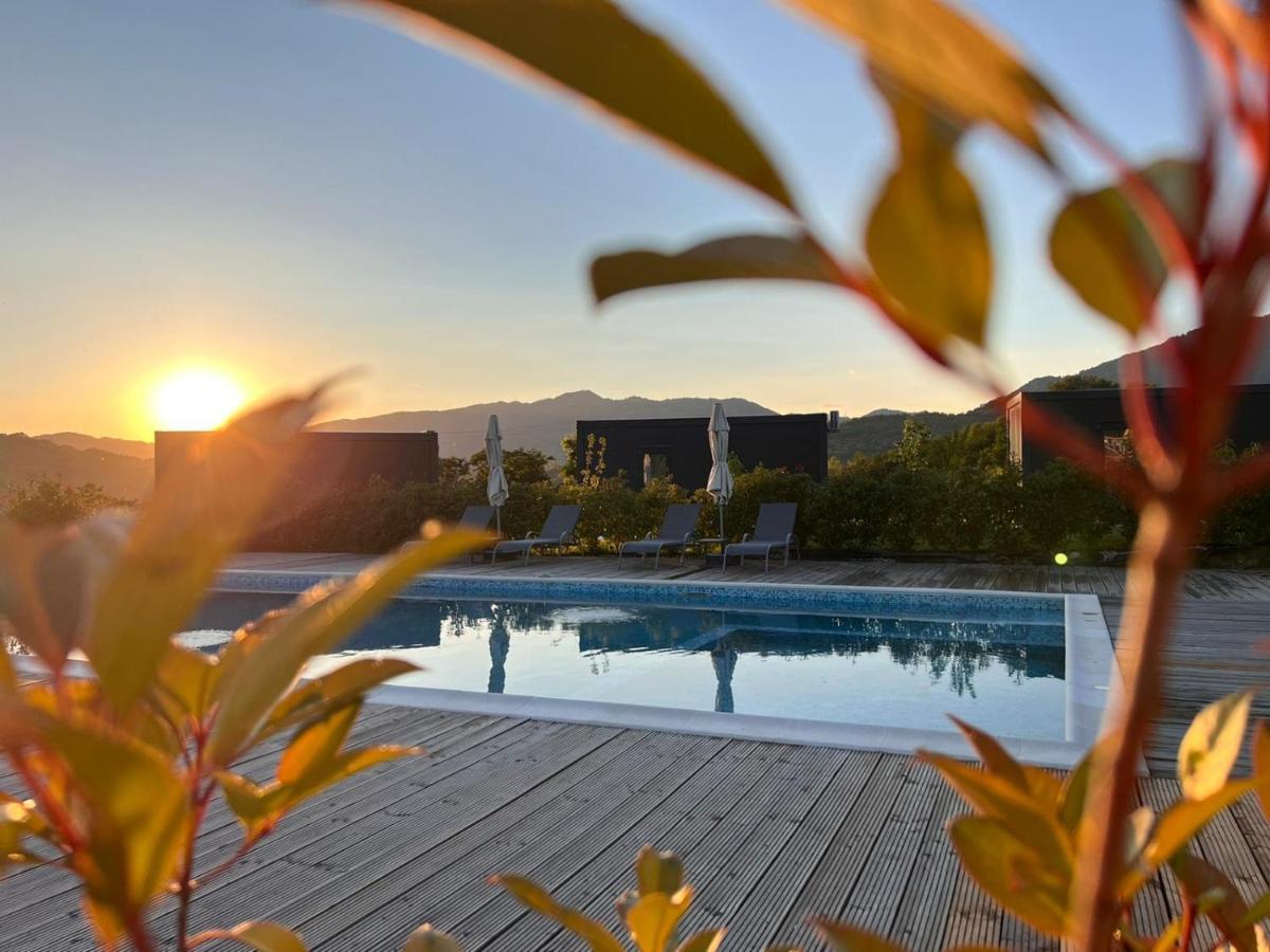 Flandra Glamping Hotel Corbeni Buitenkant foto