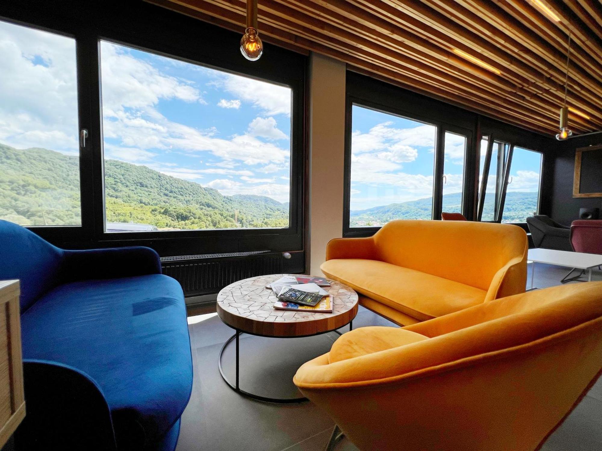 Flandra Glamping Hotel Corbeni Buitenkant foto