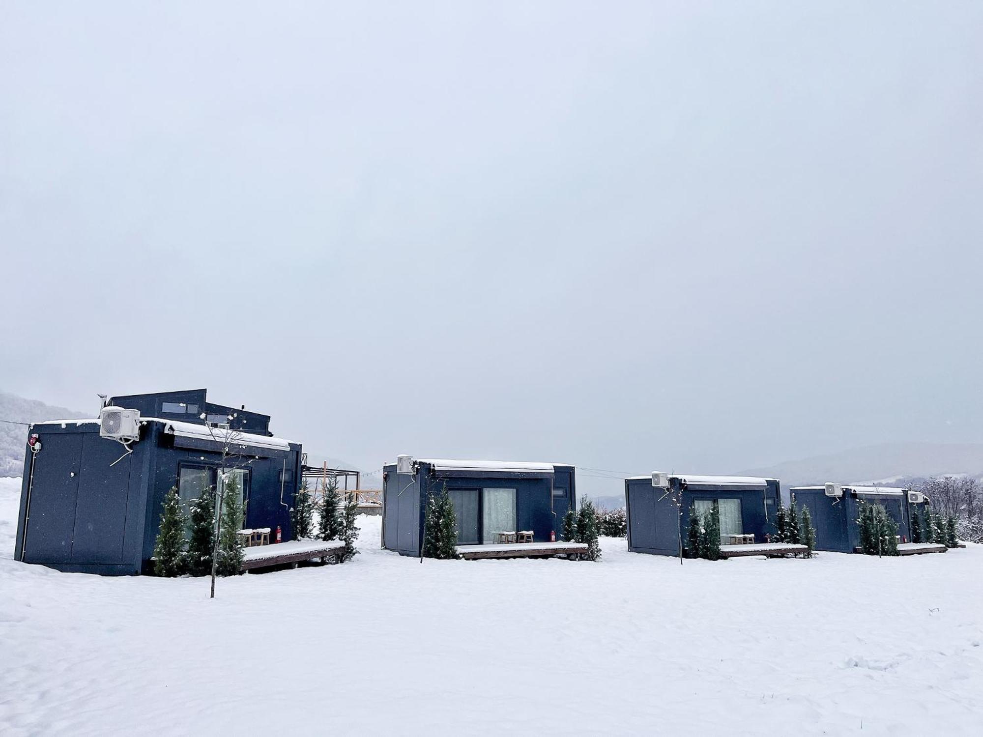 Flandra Glamping Hotel Corbeni Buitenkant foto