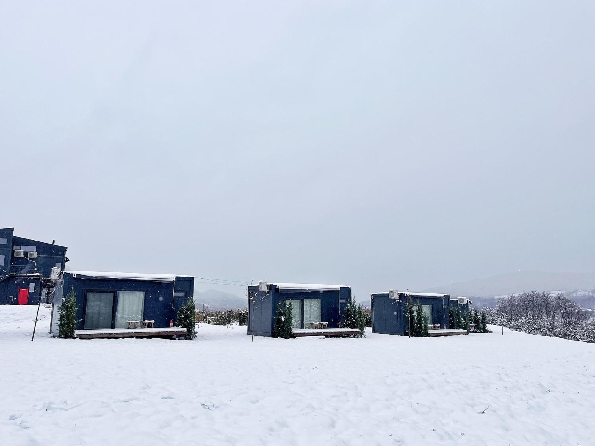 Flandra Glamping Hotel Corbeni Buitenkant foto