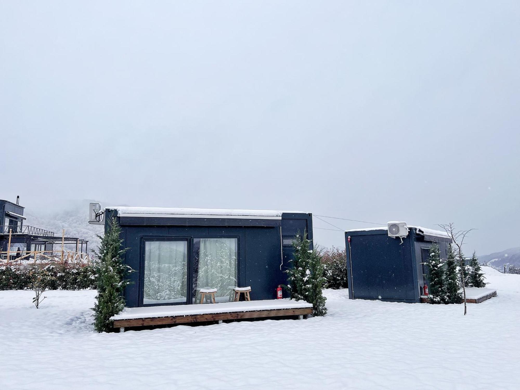 Flandra Glamping Hotel Corbeni Buitenkant foto