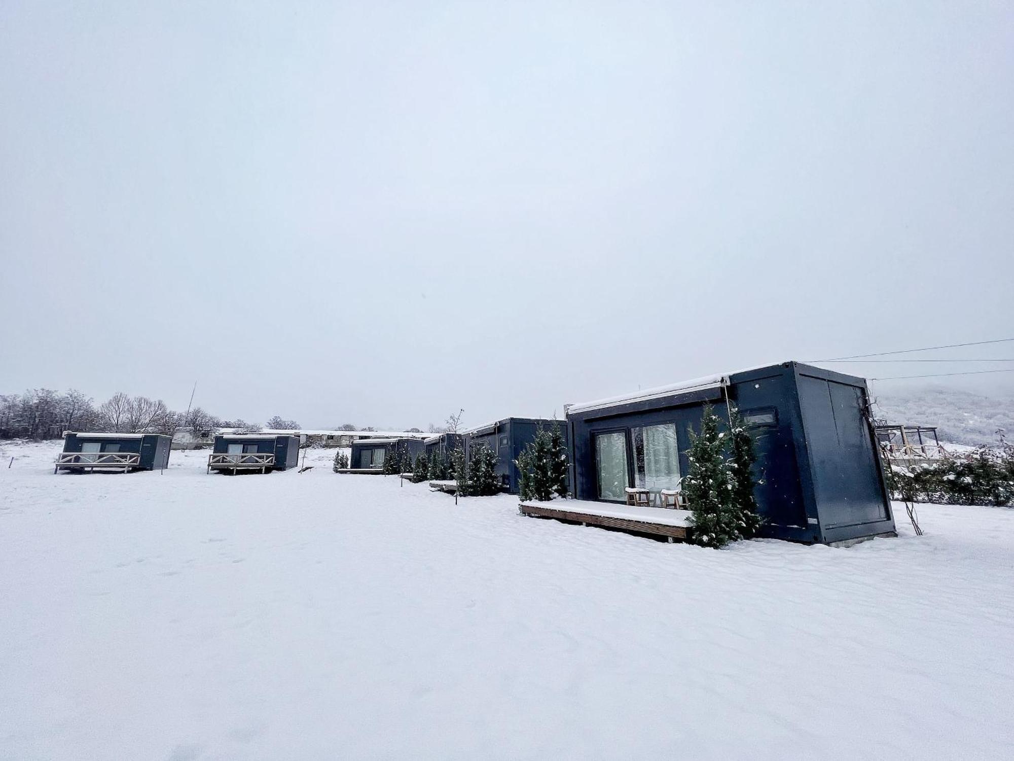 Flandra Glamping Hotel Corbeni Buitenkant foto
