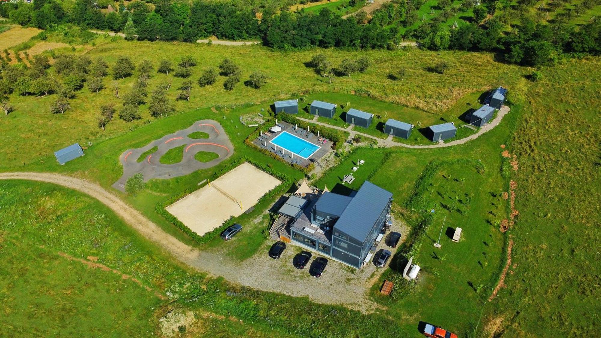 Flandra Glamping Hotel Corbeni Buitenkant foto