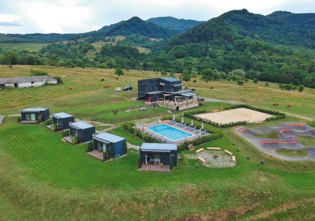 Flandra Glamping Hotel Corbeni Buitenkant foto